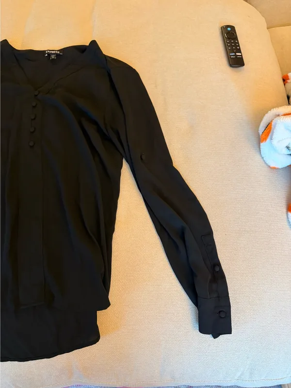 Express Blouse Black - Image 4