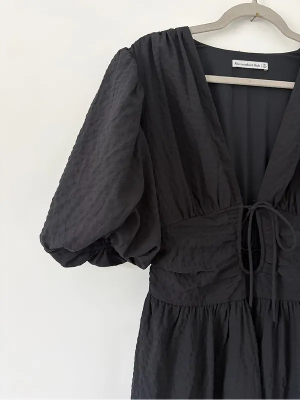 Abercrombie & Fitch Tie Front Textured Puffed Sleeves Maxi Dress Black M - Image 2