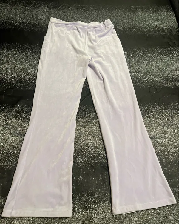 Womens L 11/13 No Boundaries Lilac Purple Velour Tracksuit Set- Hoodie & Pants - Image 8