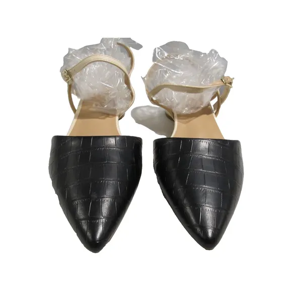 Journee Collection Brynn Block Heel Pointed Toe Flats Black/Cream 9M Pre‑Owned - Image 5