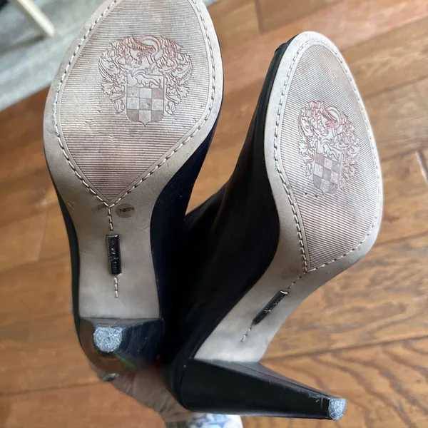 Vince Camuto Peep Toe Leather Shooties VC AMBER Booties Size 7.5 B Black Silver - Image 9