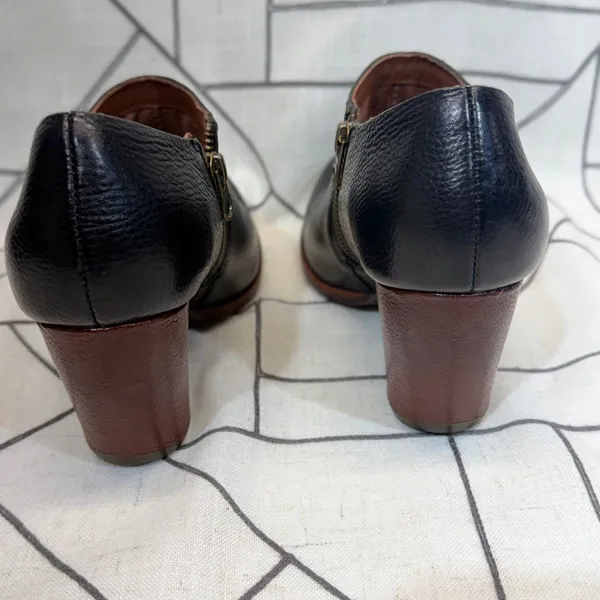 Kork-Ease Wedge Ankle Booties 8.5 Black Leather Side Zip‎ Shooties K39903 - Image 5