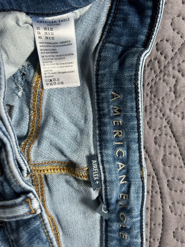 American Eagle Men’s jeans - Image 3