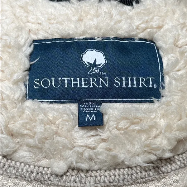 Southern Shirt Women’s Beige Half Zip Casual Sherpa Pullover Size‎ Medium - Image 4