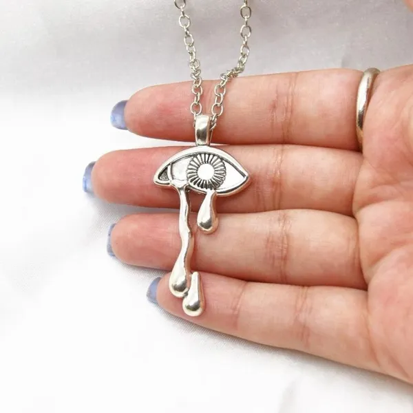 Trippy Dripping Eye Necklace Silver - Image 3