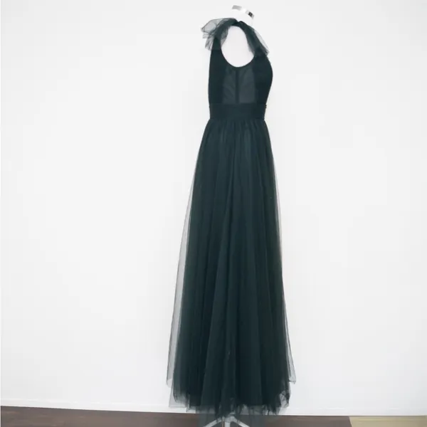Betsy & Adam‎ - Hunter Green V-Neck Sleeveless Tulle Gown - Image 5