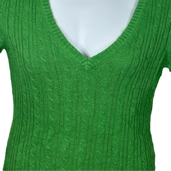 Vintage American Eagle Kelly Green Cable Knit V-Neck Sweater Large Y2K - Image 3