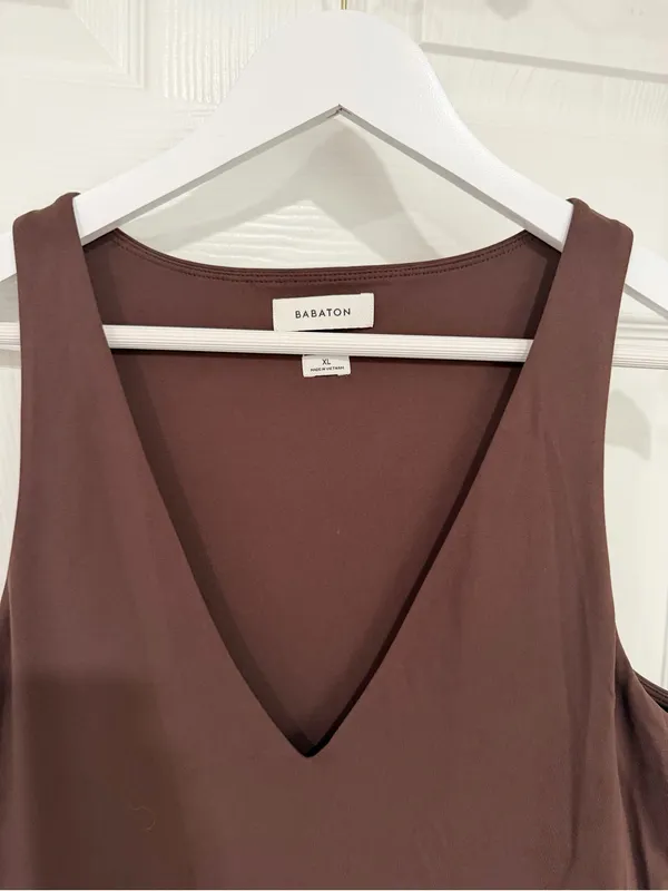 Babaton Brown Minimalist Athletic XL Romper Workout Bodysuit Aritzia Athleisure - Image 3