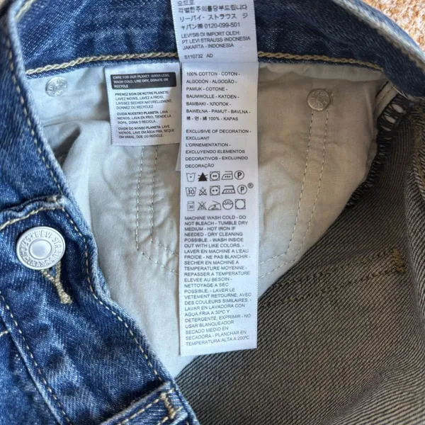 Levis Low Pro Straight Distressed Jeans Medium Wash Blue Denim Womens‎ Size 31 - Image 5