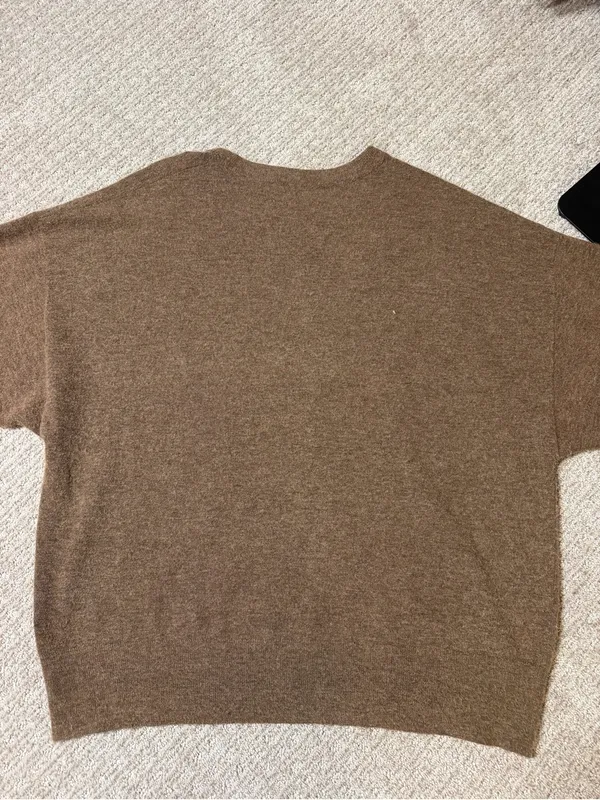 Jenni Kayne Brown Oversized Light Weight Sweater size small - Image 7