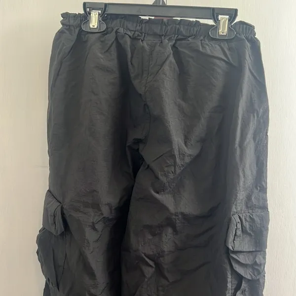 Black joggers size XS 100% nylon - Image 4