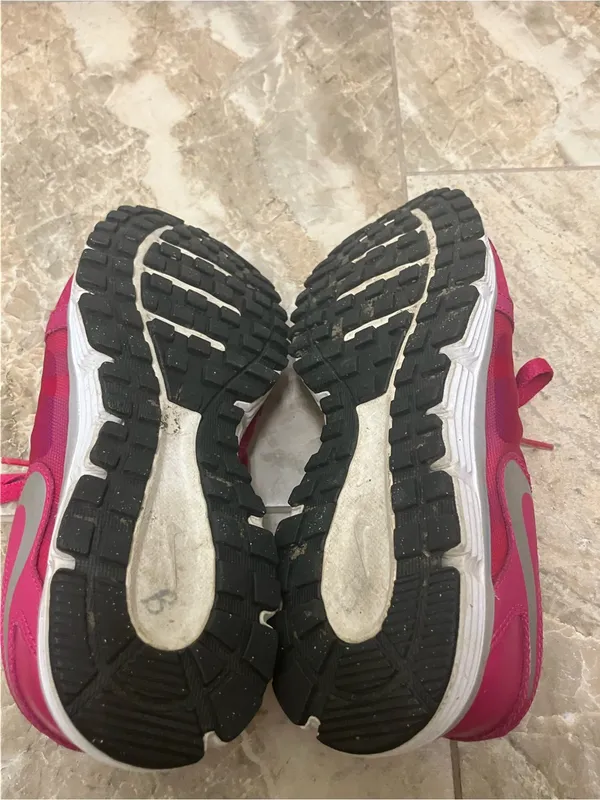 Nike Dual Fusion ST2 Women Size 8 pink Running Mesh 45240 - Image 9