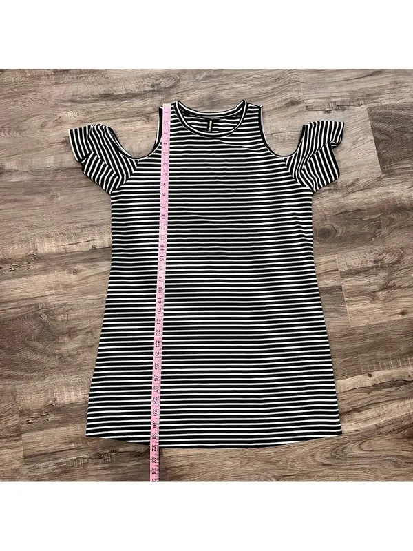 Want and Need Black White Stripe Cold Shoulder Dress Size Large SKU#C24319 - Image 7
