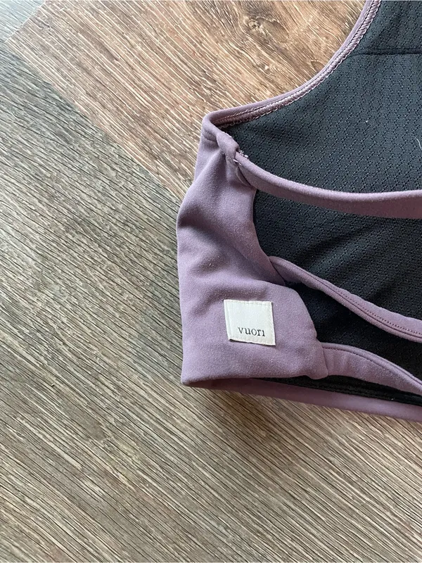 Vuori Mauve Purple Scoop Neck Sports Bra Yosemite Bra Large - Image 5
