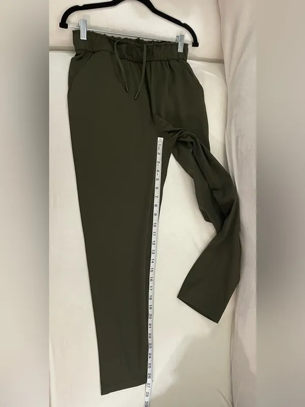 Lululemon Stretch High Rise Pants 7/8 Length Dark Olive Size 6 - Image 7