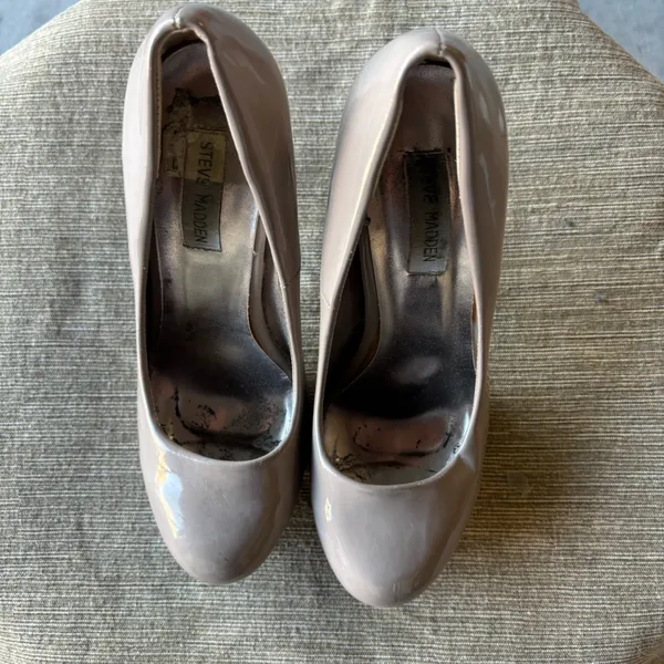 Steve Madden Nude/Tan Platform Pumps - Image 2
