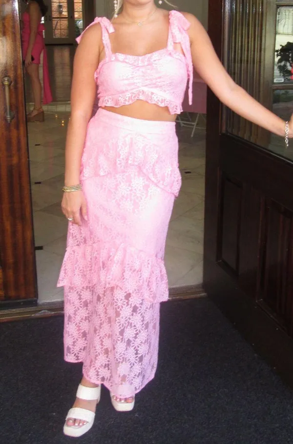 Two Piece Lace Skirt Set - Image 2