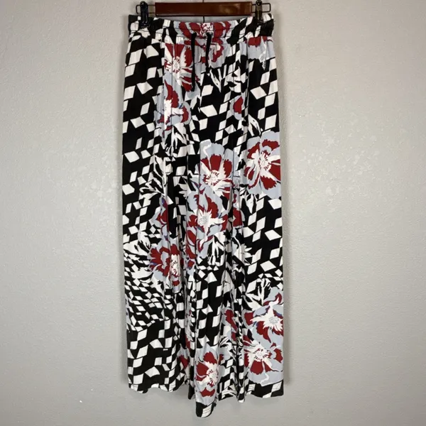 Free People Movement Abs Tracker Floral Print Split Leg Pants Size XS Black Red‎ - Image 2