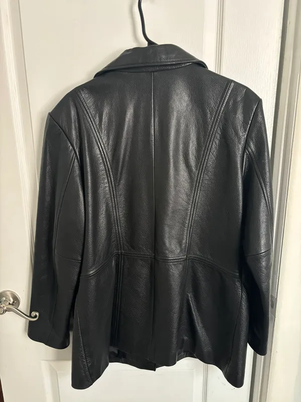 Jones New York Oversized Black Leather Blazer - Image 4