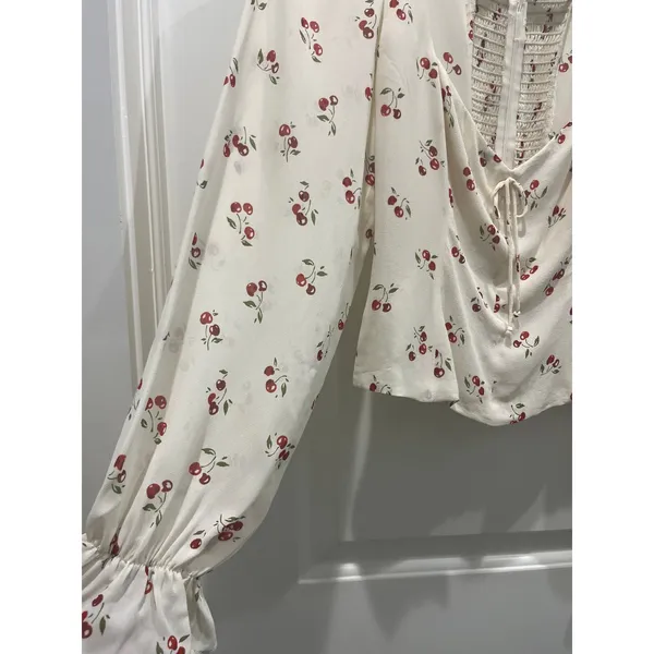 Reformation Chase Cherry Print Blouse Sz 4 - Image 9