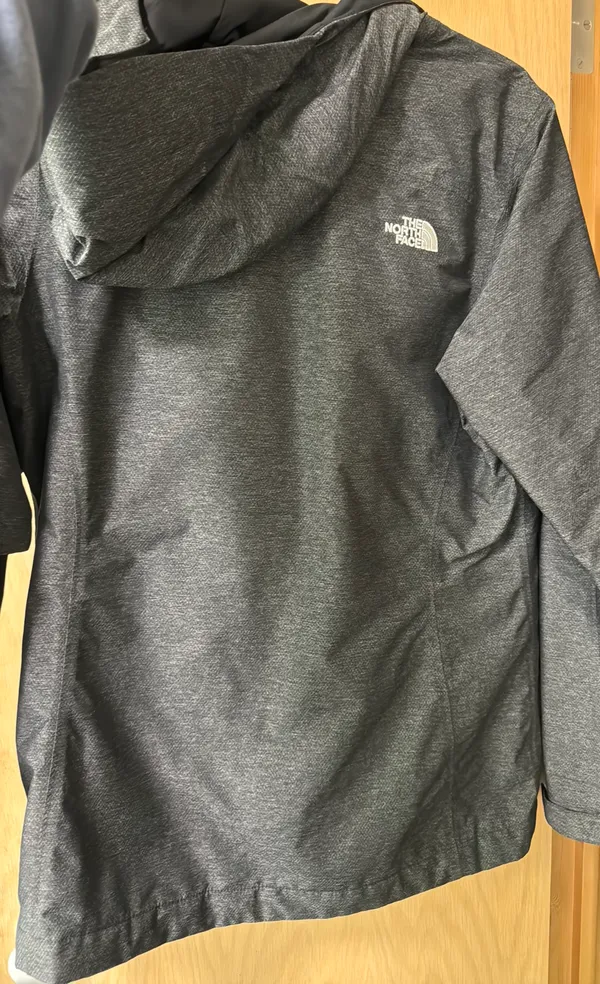 The North Face Black Pattern Jacket - Image 3