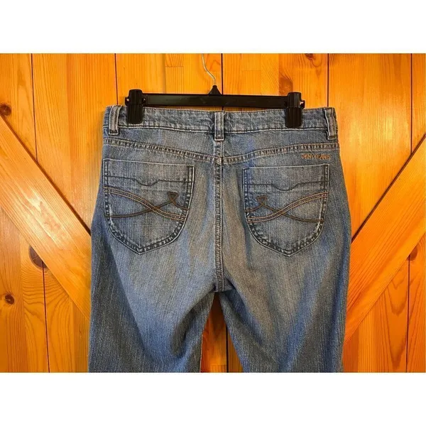 DKNY Jeans Womens 10 Blue Denim Capri (3740) - Image 6