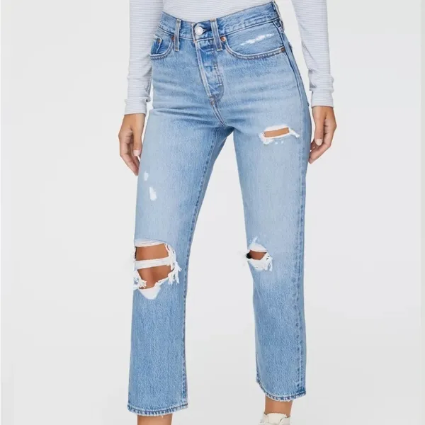 Levi’s Wedgie Straight Distressed Jeans‎ in Blue Size 25 - Image 13