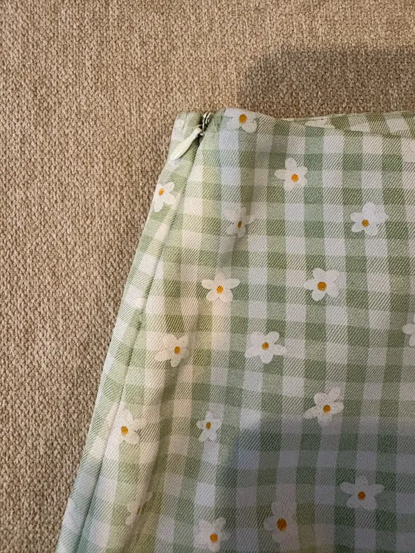 Light green gingham mini skirt Size 0 - Image 4