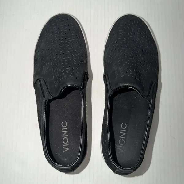 Vionic Shoes Womens 7.5 Black Leather Perforated Slip On Comfort Casual Sneakers - Image 4