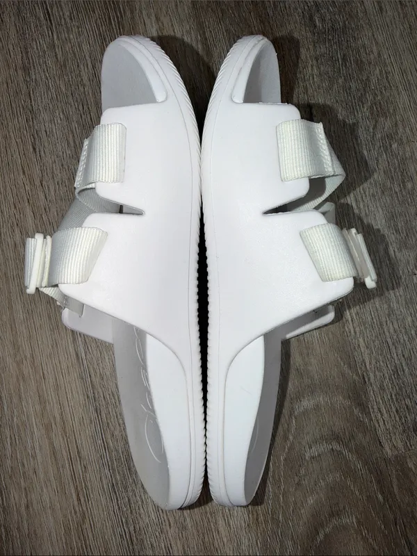 Chacos Chillos Performance Slide Sandals in Classic White Size 7 - Image 6