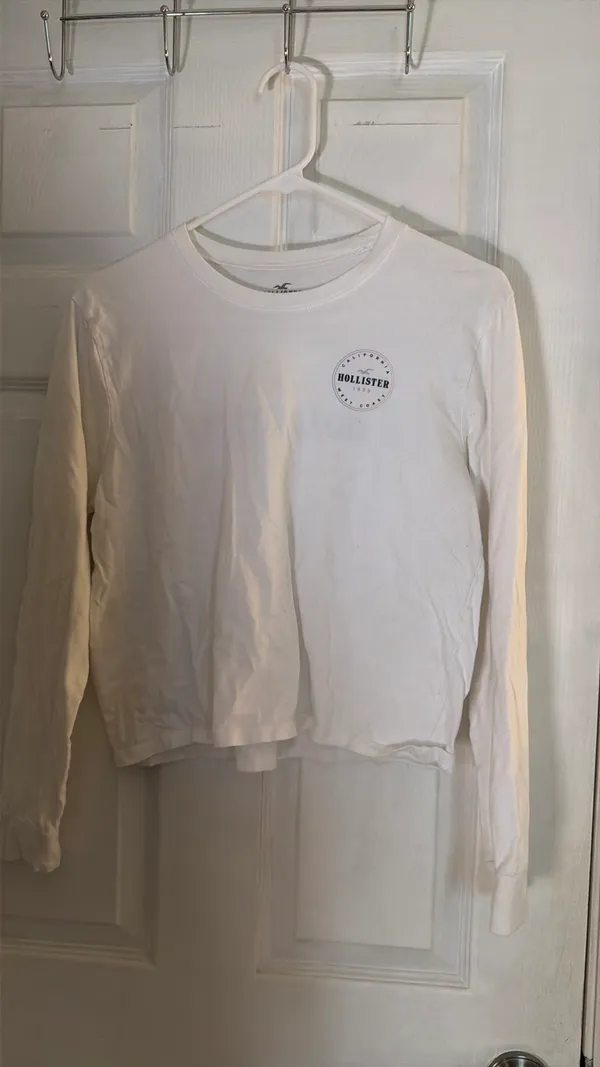 White Cropped Hollister Long Sleeve - Image 2