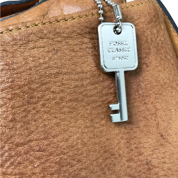 FOSSIL Classic VTG Leather Messenger Crossbody Shoulder Bag Brown Timeless Boho - Image 5