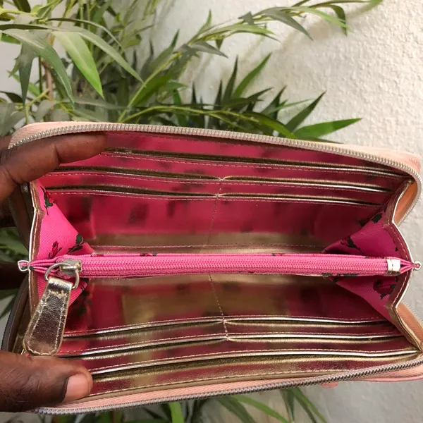 Betsey Johnson Pink Large Bow Glitter Rhinestone Sequin Gold Accents Leather Wallet Clutch Purse - Image 3