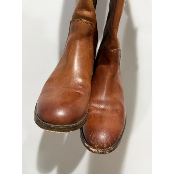 Frye Melissa Cognac Brown Leather‎ Button Logo Tall Riding Boots Women's 6B READ - Image 4
