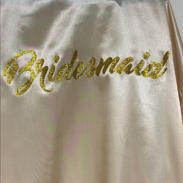 Bridesmaid satin robe - Image 2