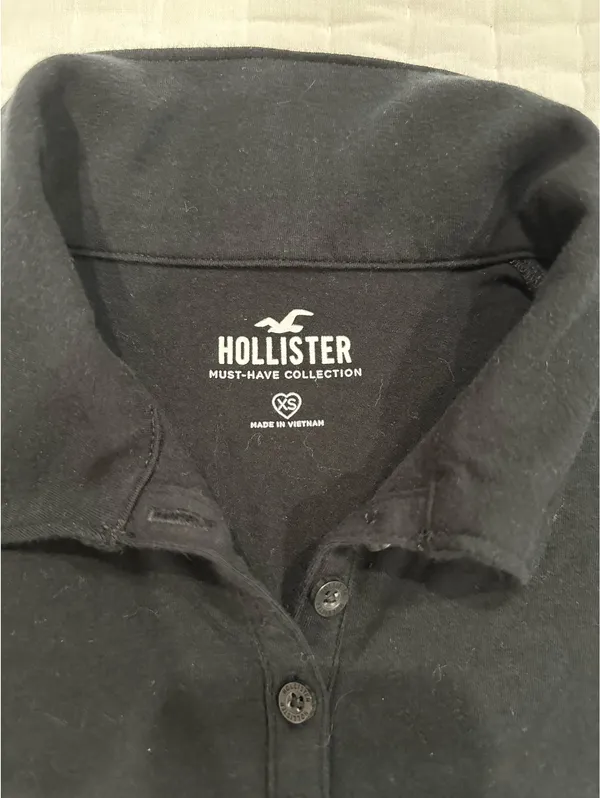 Hollister Black Cropped Basic Polo Size XS - Image 2