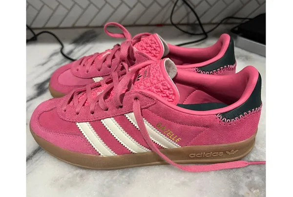 Adidas Gazelle Indoor Women’s 6 Pink White Gum Sole Sneakers IG0670 Retro Casual - Image 9