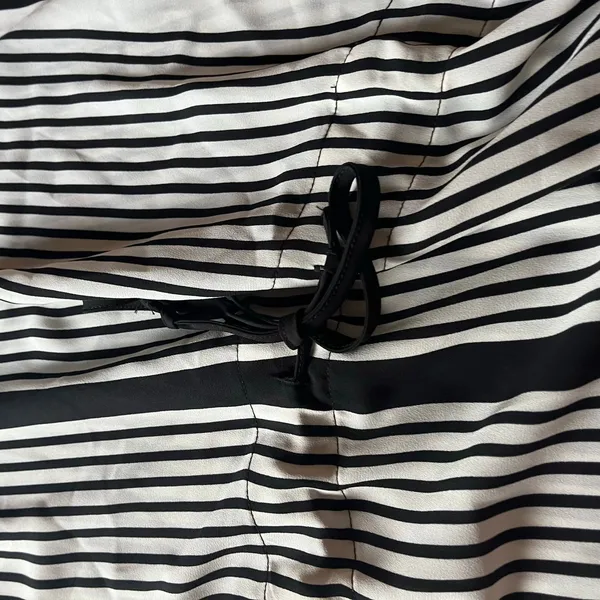 PHASOR Women's M Stripe Blouse Top Flowy Neutal Business Casual‎ Office - Image 4