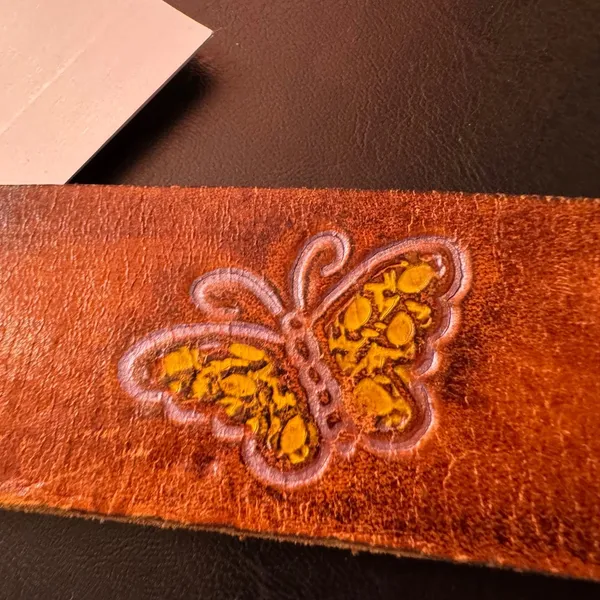 70s Vtg sz 34 Painted Mushroom Butterfly Floral Tooled Leather Belt W/Zee Buckle - Image 10