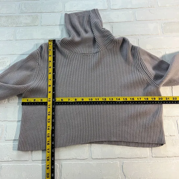 Wilfred Aritzia Sweater Small Cropped Turtleneck Merino Wool‎ Ribbed Pullover S - Image 2