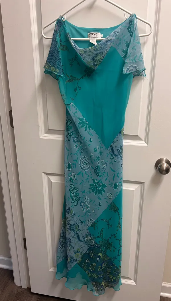CDC Petites Vintage Dress - Image 3