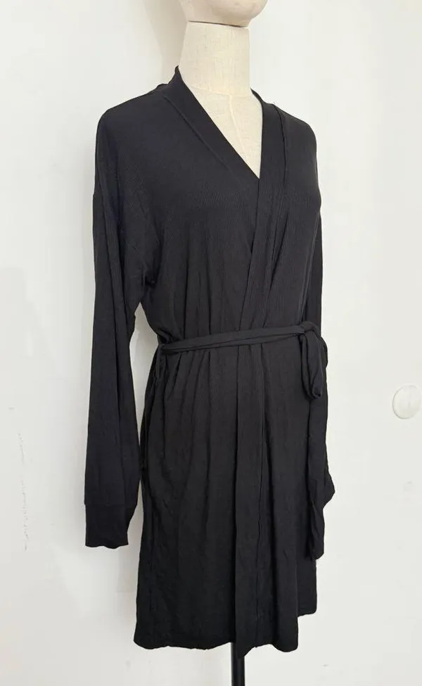 Skims Soft Lounge Robe In Onyx - Image 8