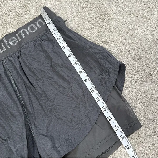 Lululemon Women’s Logo Waistband High-Rise Training Short 3” in Graphite Grey 8 - Image 14