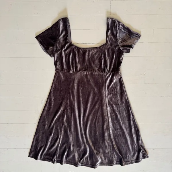 Mauve Gret Crushed Velvet Babydoll Dress Short Sleeve Mini Loveriche Romantic - Image 5