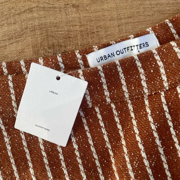 NWT Urban Outfitters Size M Brown and White Pinstriped asymmetrical mini skirt - Image 7