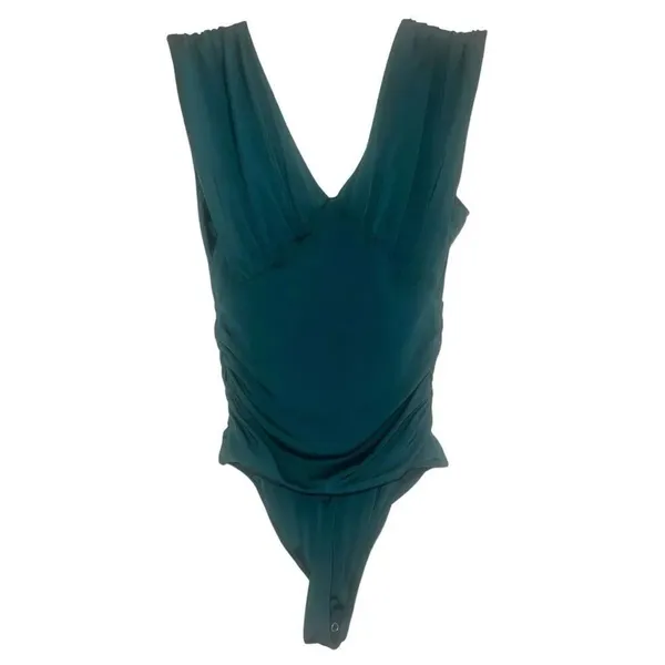 ✨EXPRESS Green Body Contour Double Layer Empire V Neck Sz XS Bodysuit✨ - Image 7