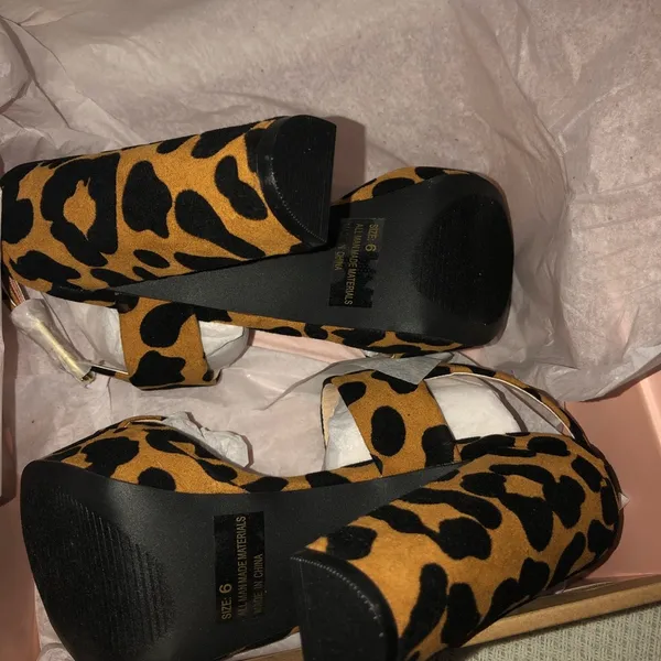 Charlotte Russe 🆕 Leopard Print Platform Sandals - Image 4