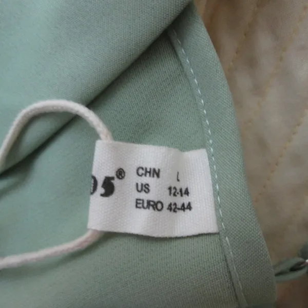 NWT Sage Green Maxi dress - Size 12 - Image 7