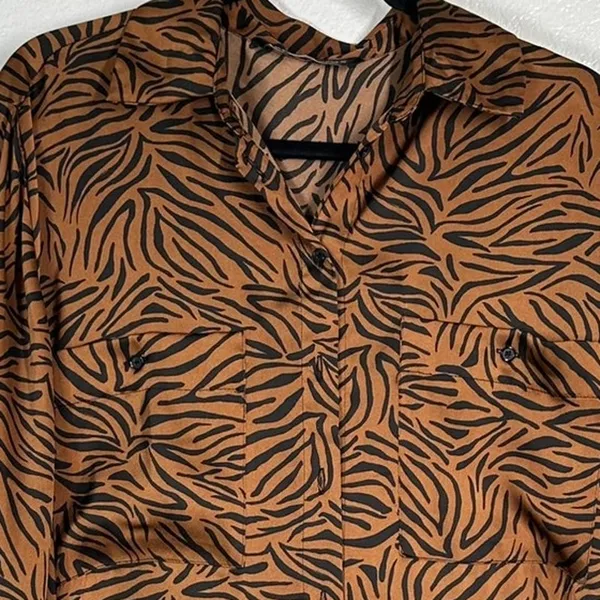 L Zara Women's Brown Tiger/Animal Print Stripes Button-Up Shirt Top Satin - Image 5