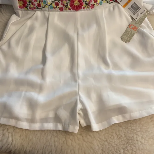GB size S brand new adorable - Image 13